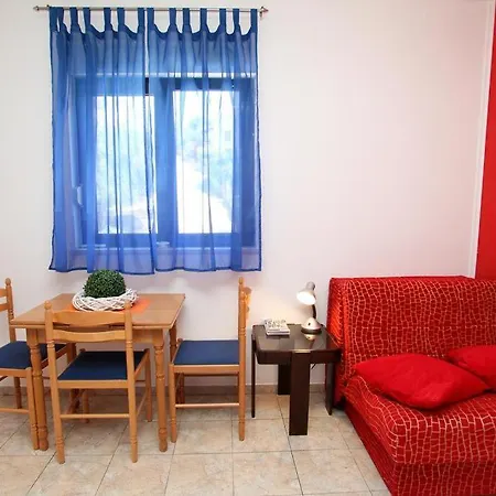 Pansion Rozi Trogir